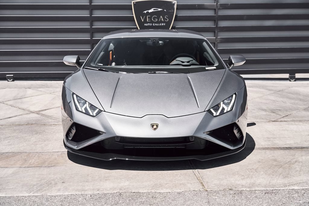 Used 2021 Lamborghini Huracan EVO RWD image 15