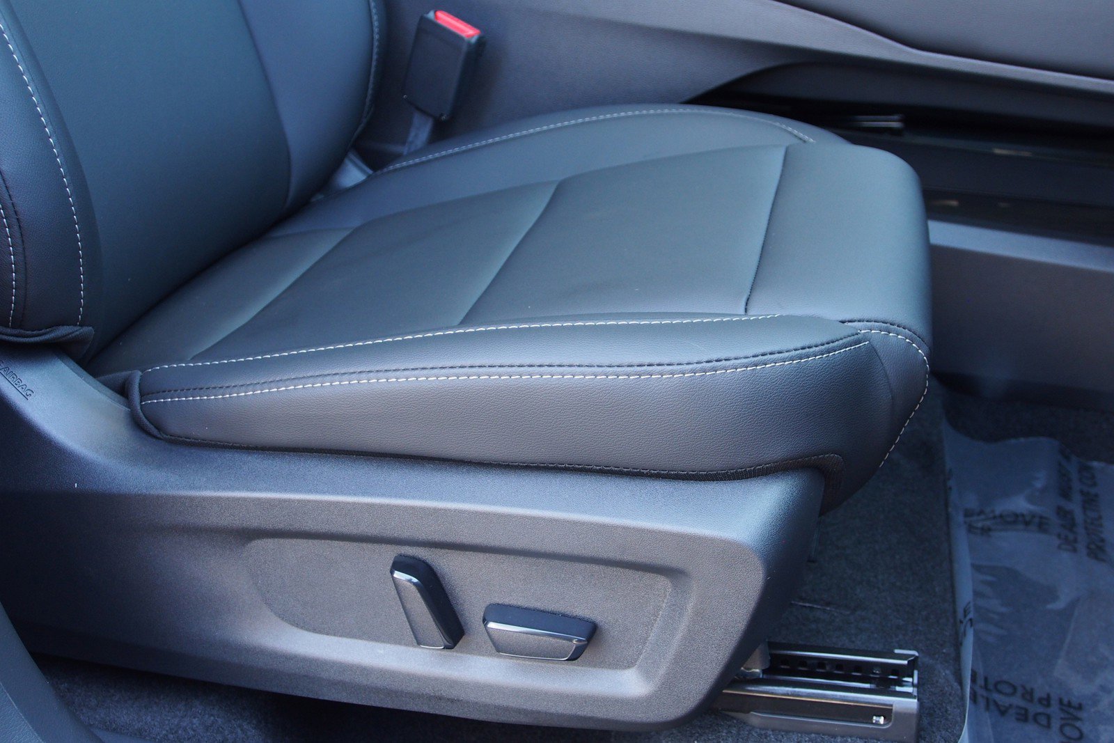 Used 2025 Nissan Murano SL w/ Cargo Package image 12