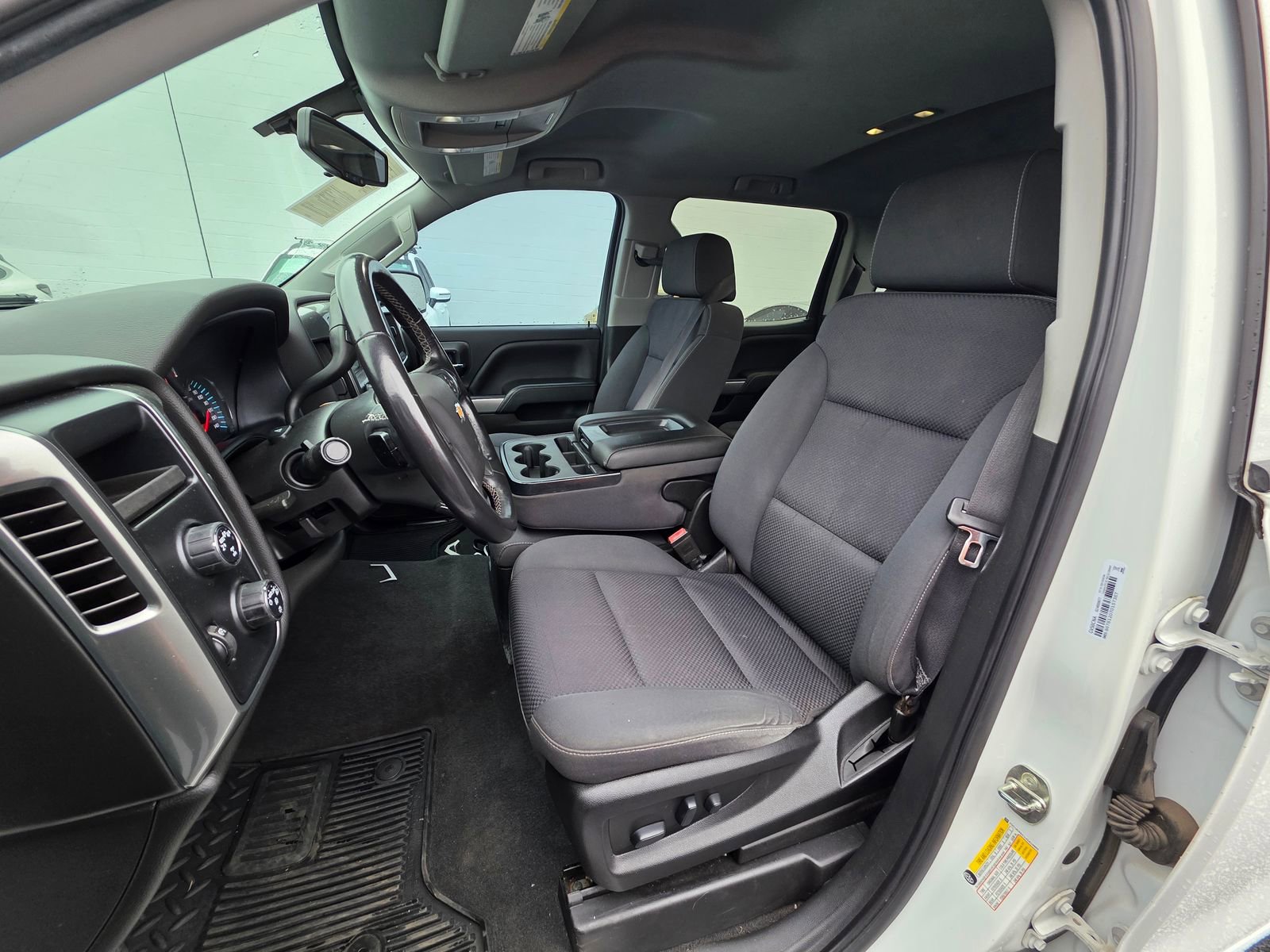 Used 2018 Chevrolet Silverado 1500 LT w/ Texas Edition AWD/4WD image 11