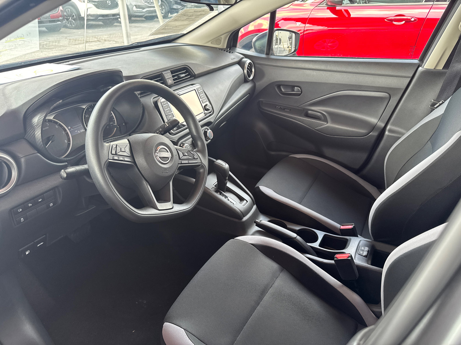 Used 2025 Nissan Versa S w/ Trunk Package FWD image 2