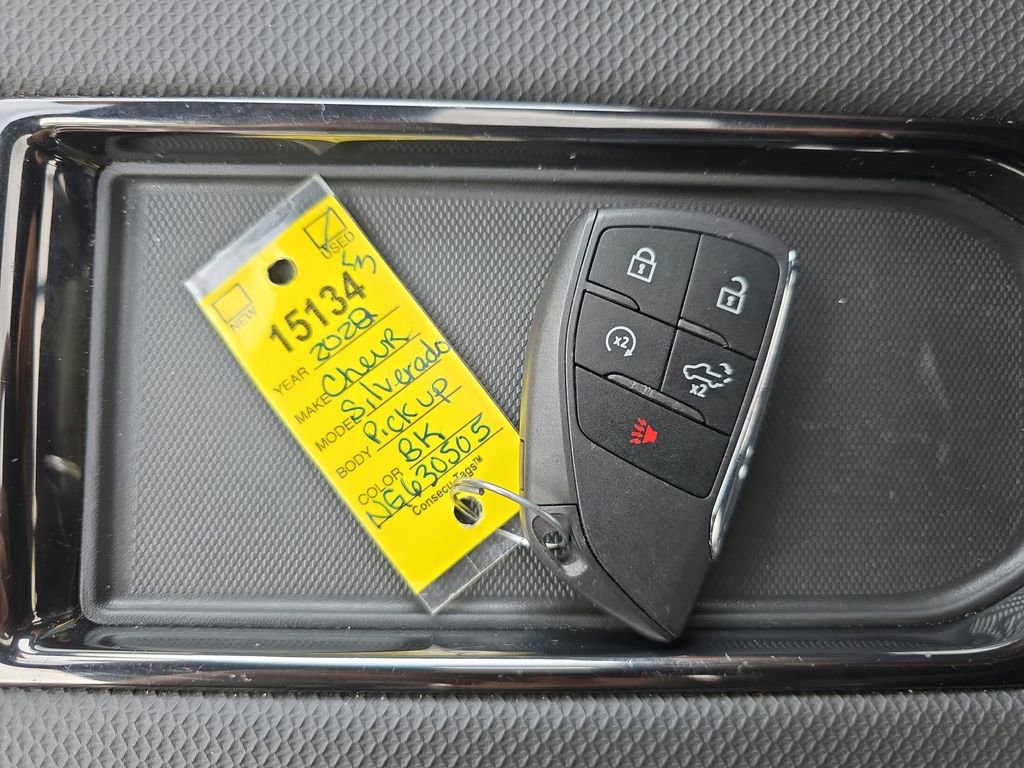 Used 2022 Chevrolet Silverado 1500 ZR2 w/ Technology Package image 33