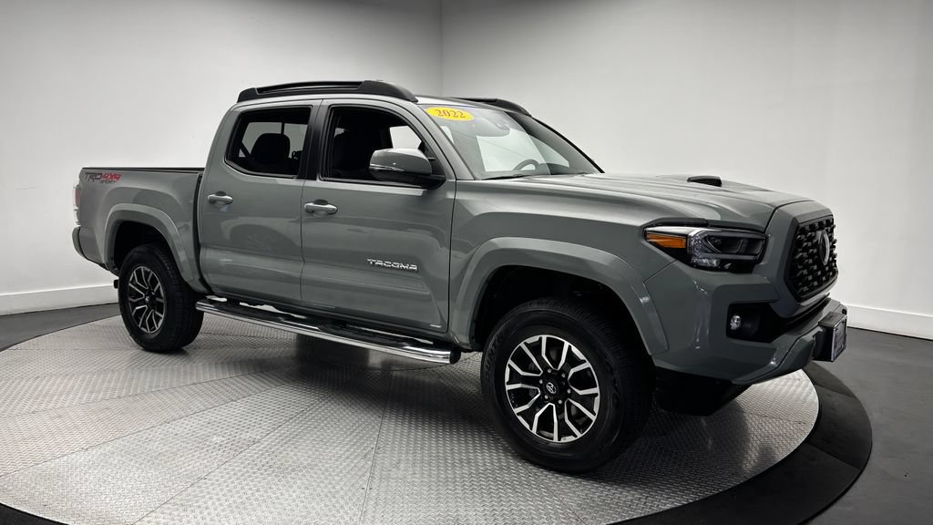 Used 2022 Toyota Tacoma TRD Sport AWD/4WD image 45