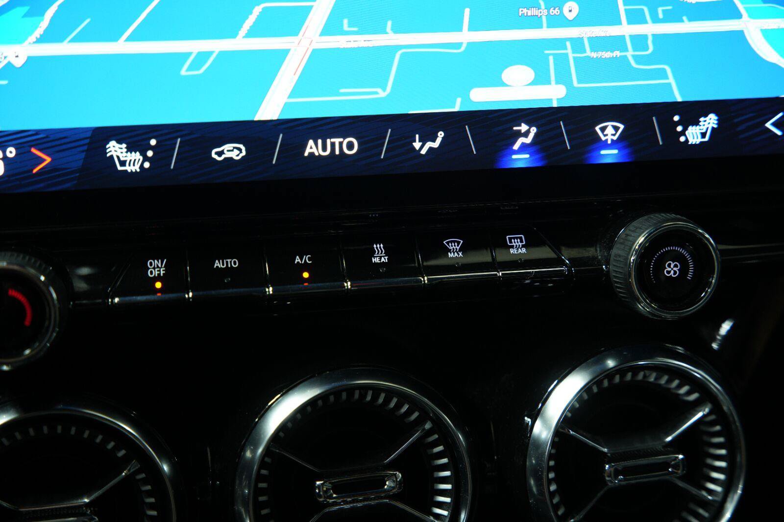 Certified 2024 Chevrolet Blazer EV LT AWD/4WD image 46
