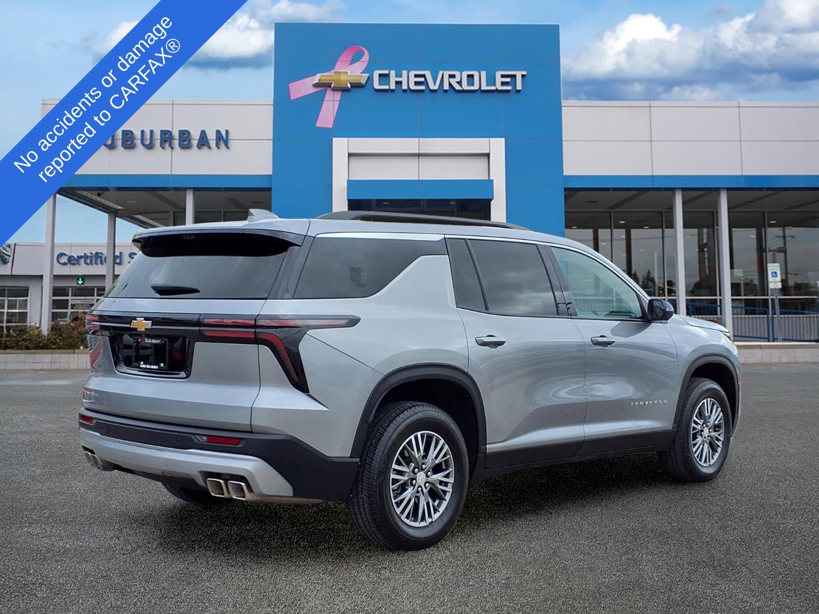Used 2026 Chevrolet Traverse LT w/ Driver Confidence Package FWD image 5