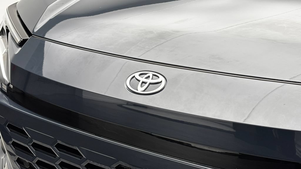 Used 2026 Toyota RAV4 XLE Premium w/ Weather Package AWD/4WD image 3