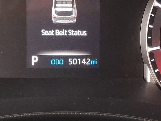 Used 2021 Toyota Highlander LE image 19