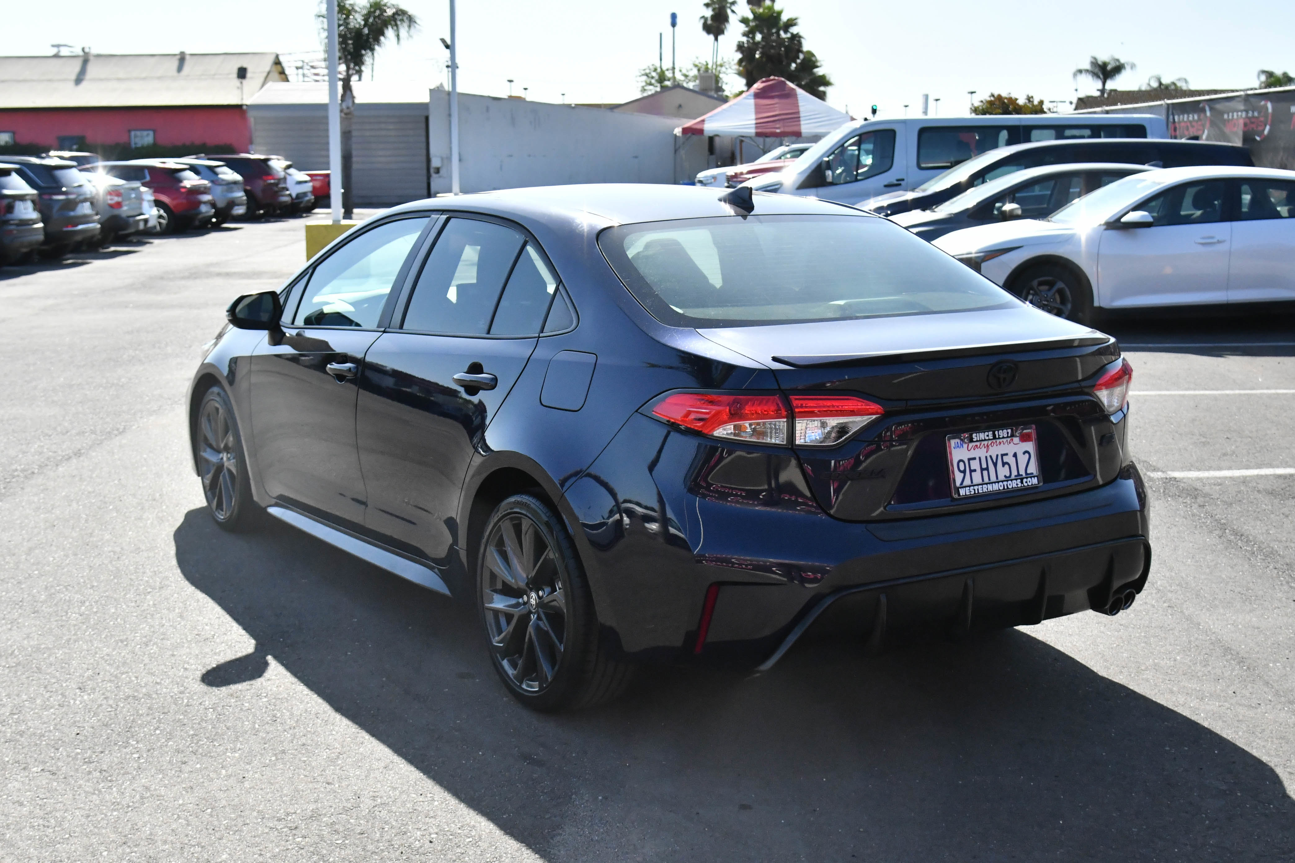 Used 2023 Toyota Corolla SE w/ SE Premium Package FWD image 6