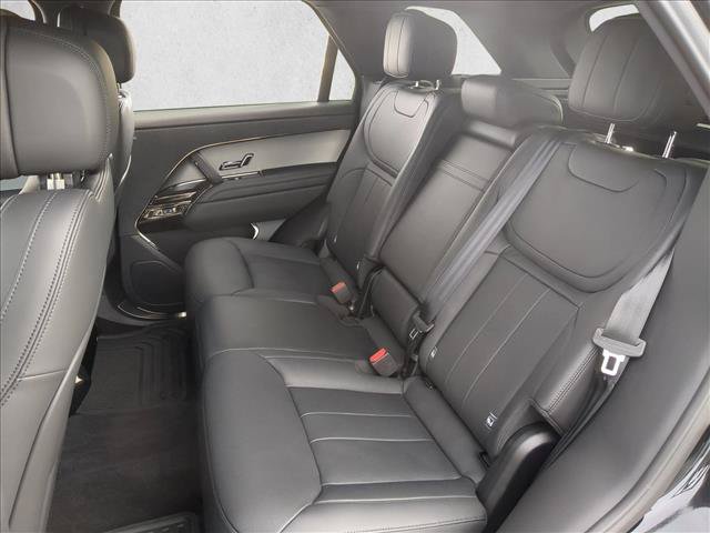 Used 2025 Land Rover Range Rover Sport SE AWD/4WD image 24