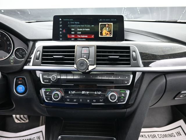 Used 2020 BMW 430i xDrive Coupe w/ M Sport Package AWD/4WD image 17