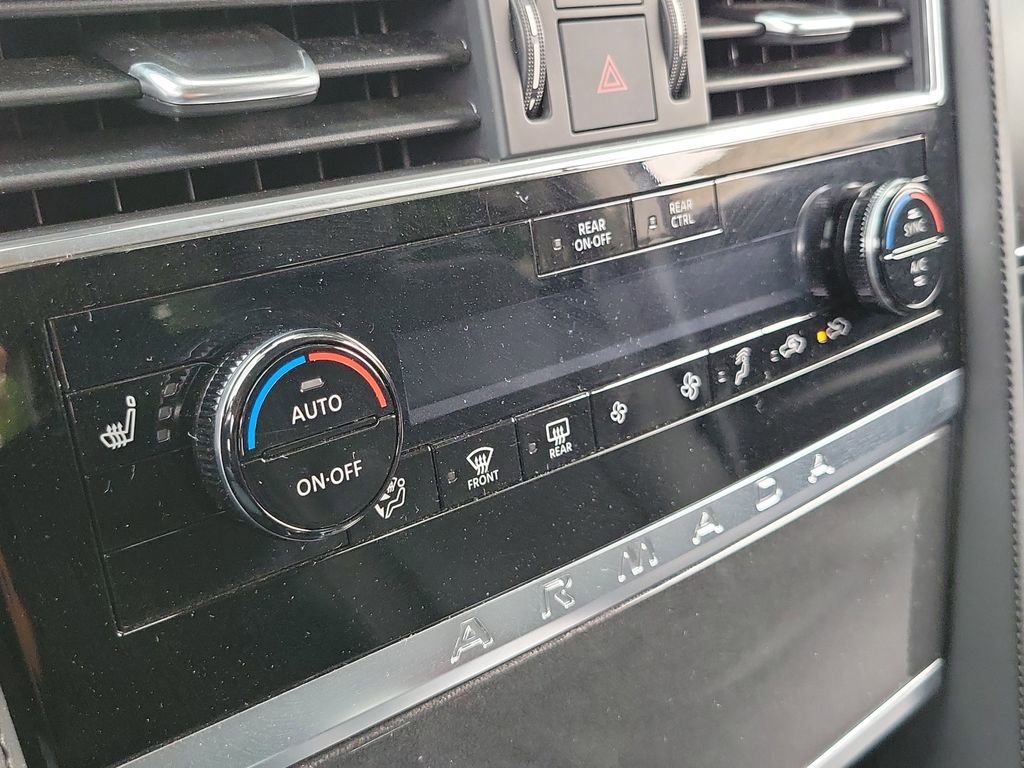 Used 2024 Nissan Armada SV image 11