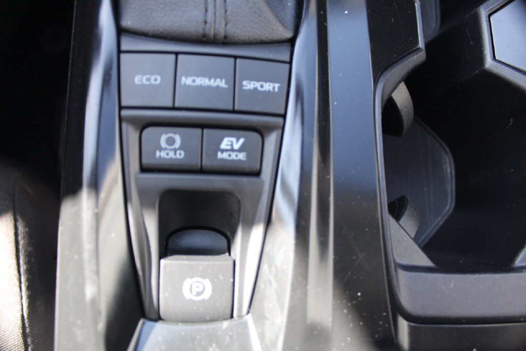 Used 2025 Toyota Camry LE FWD image 26