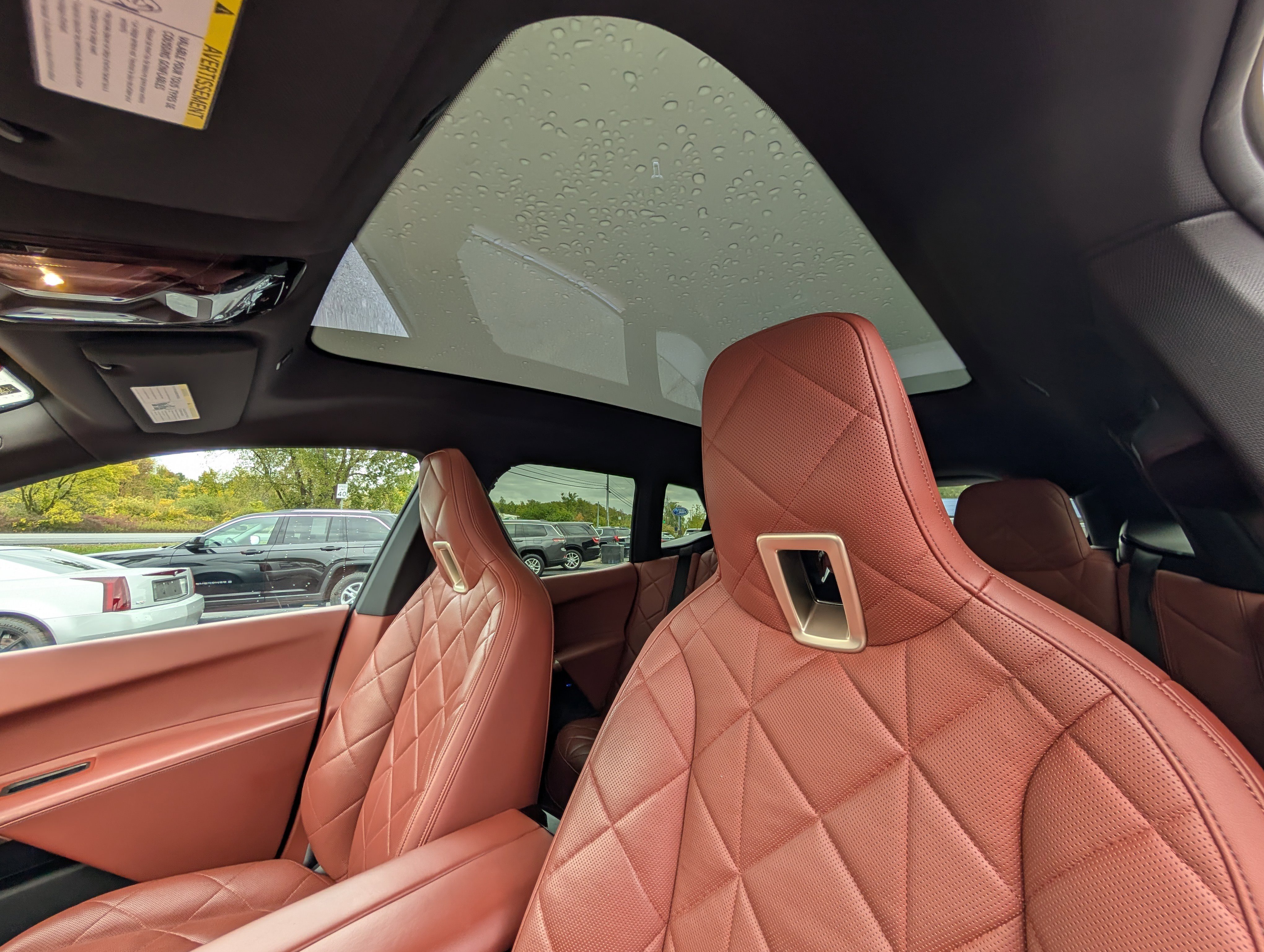 Used 2023 BMW iX xDrive50 w/ Sport Package image 6