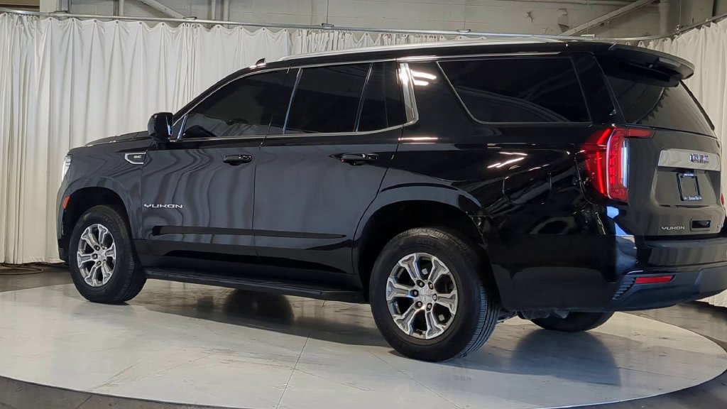 Used 2023 GMC Yukon SLE AWD/4WD image 8