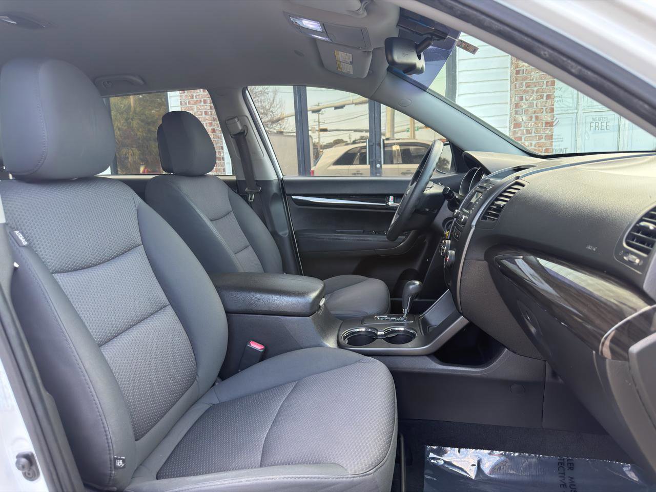 Used 2013 Kia Sorento LX w/ Convenience Pkg image 30