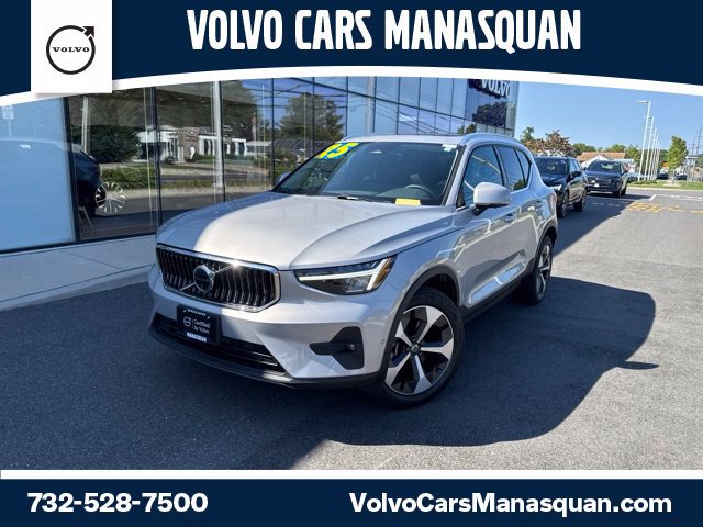 Certified 2025 Volvo XC40 B5 Plus