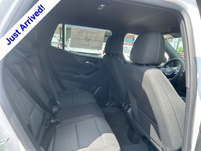 New 2026 Chevrolet Equinox LT FWD image 30