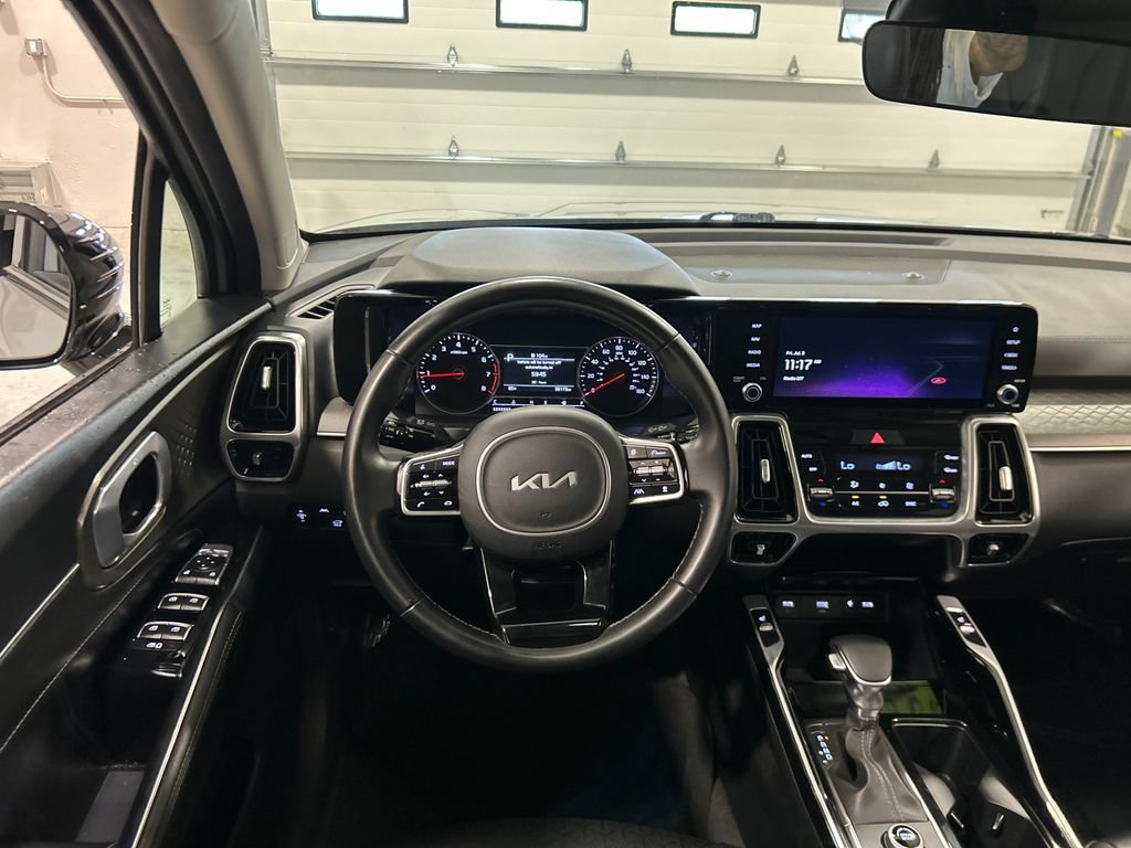 Used 2022 Kia Sorento SX FWD image 28