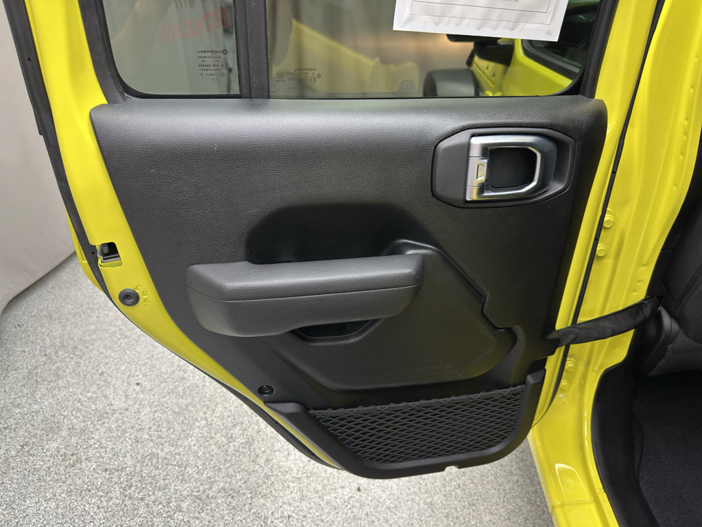 Used 2022 Jeep Wrangler Unlimited Sport AWD/4WD image 12