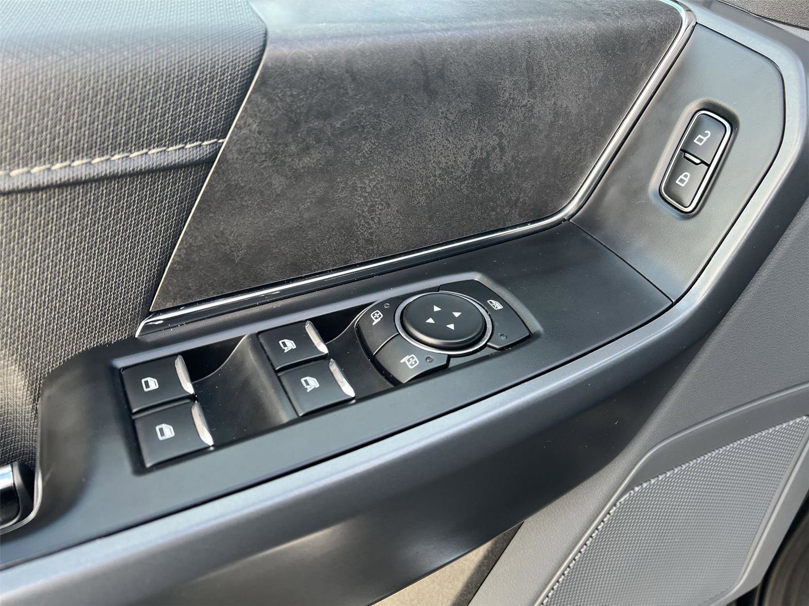 Used 2024 Ford F150 XLT image 13