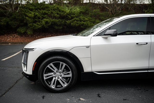 Used 2024 Cadillac Lyriq Tech image 5