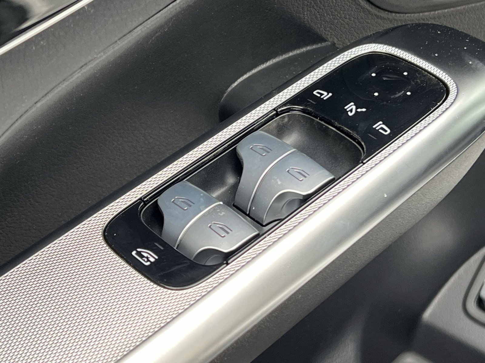 New 2026 Mercedes-Benz GLC 300 4MATIC image 13