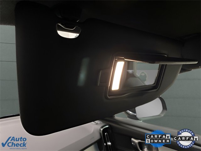 Used 2025 Volvo XC40 B5 Core image 54