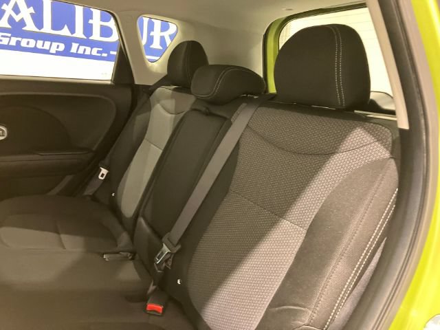 Used 2018 Kia Soul + FWD image 49