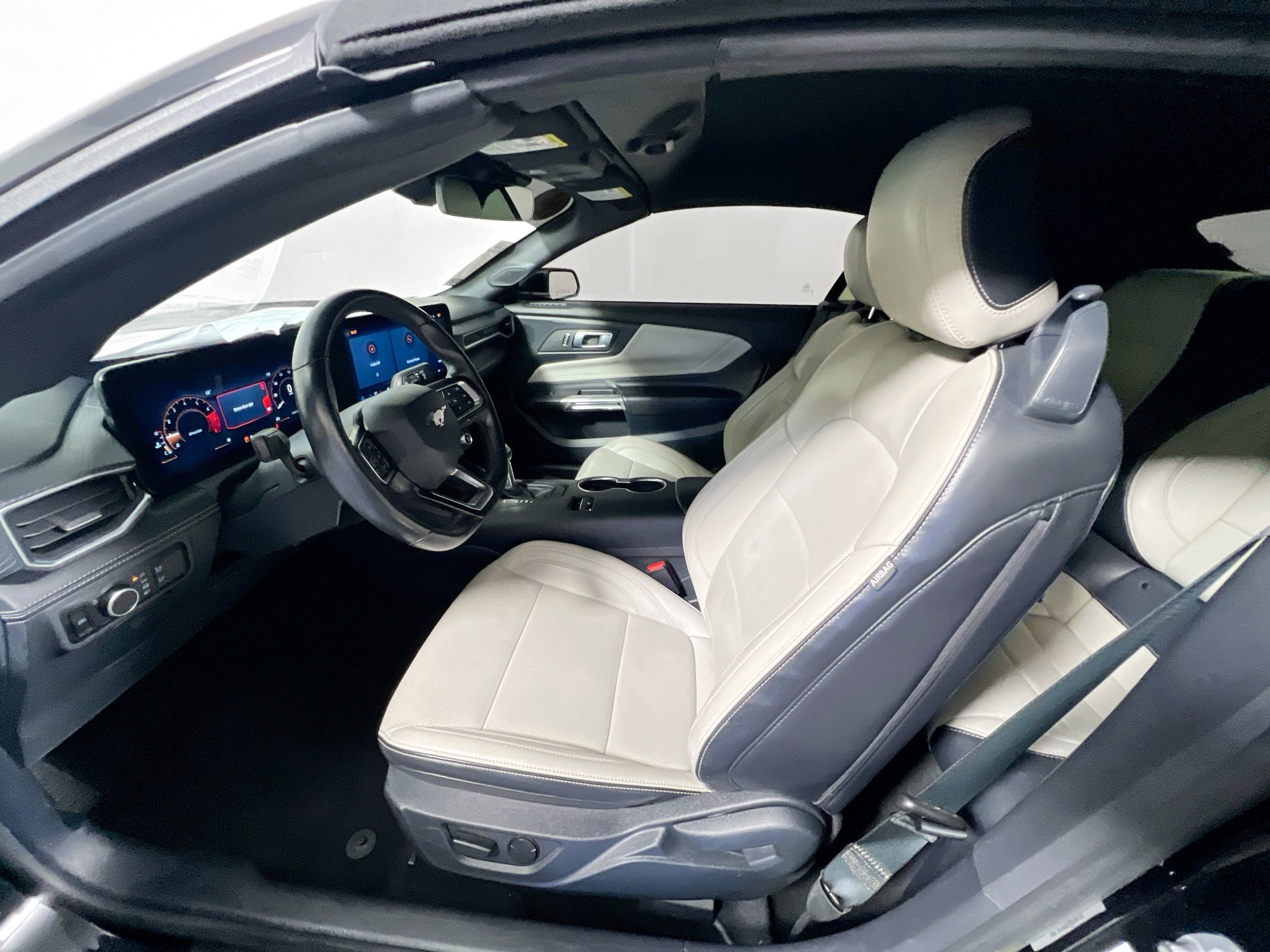Used 2024 Ford Mustang Premium RWD image 13