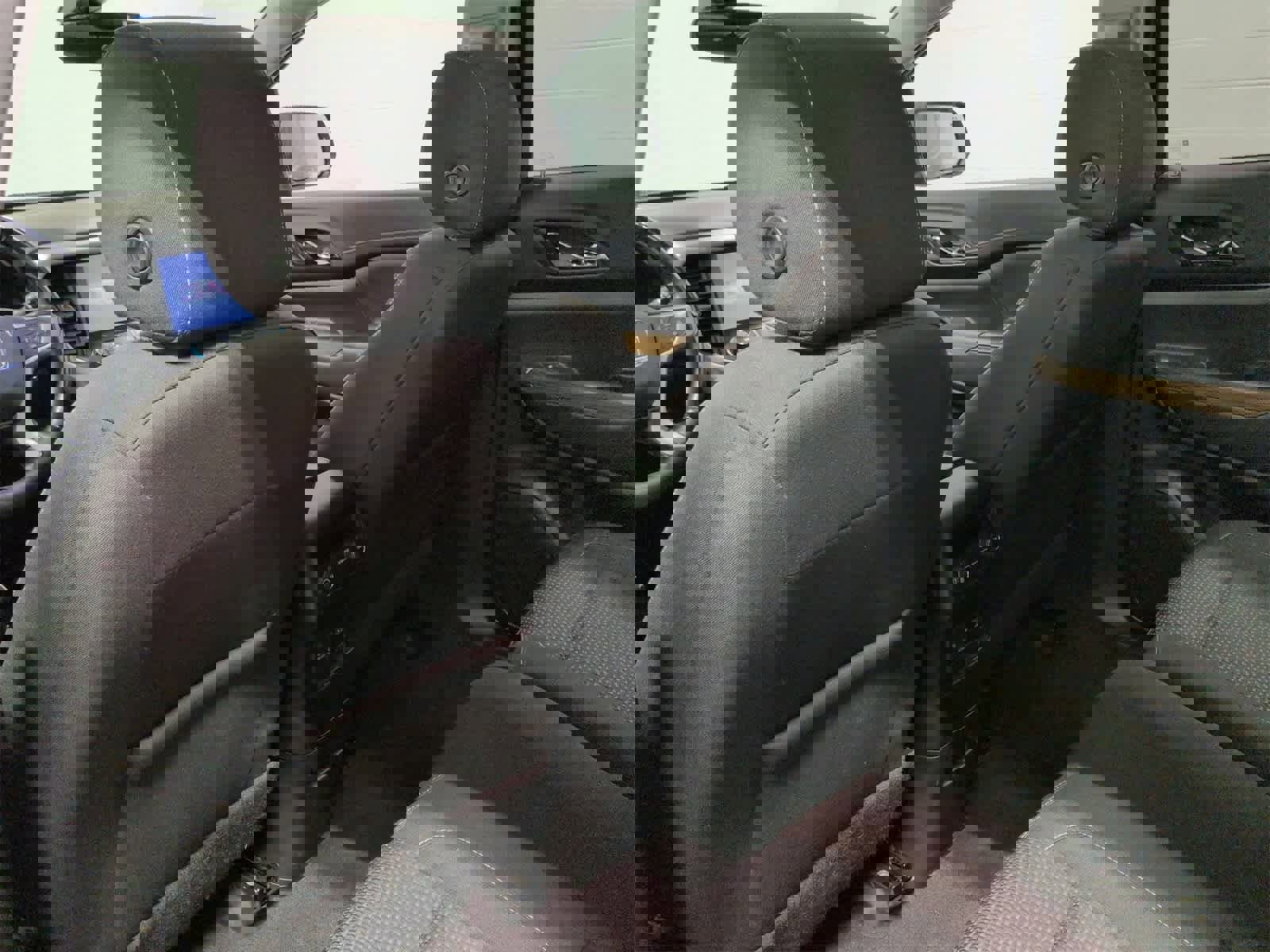 Used 2020 GMC Acadia SLE image 20