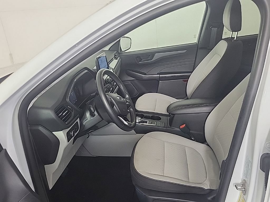 Used 2024 Ford Escape Active image 10