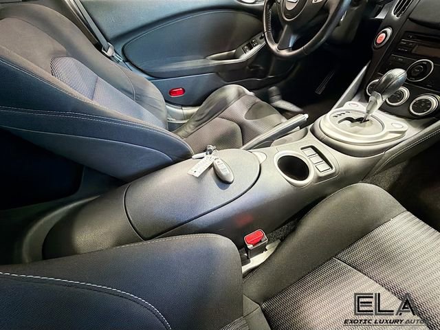 Used 2009 Nissan 370Z Touring w/ Sport Pkg image 27