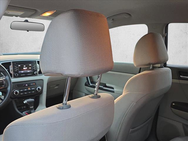 Used 2017 Kia Sportage LX w/ LX Popular Package image 15