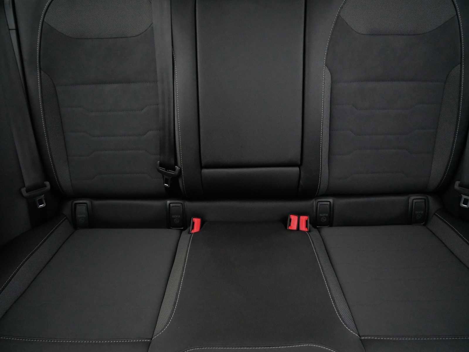Certified 2025 Volkswagen Taos SE AWD/4WD image 13