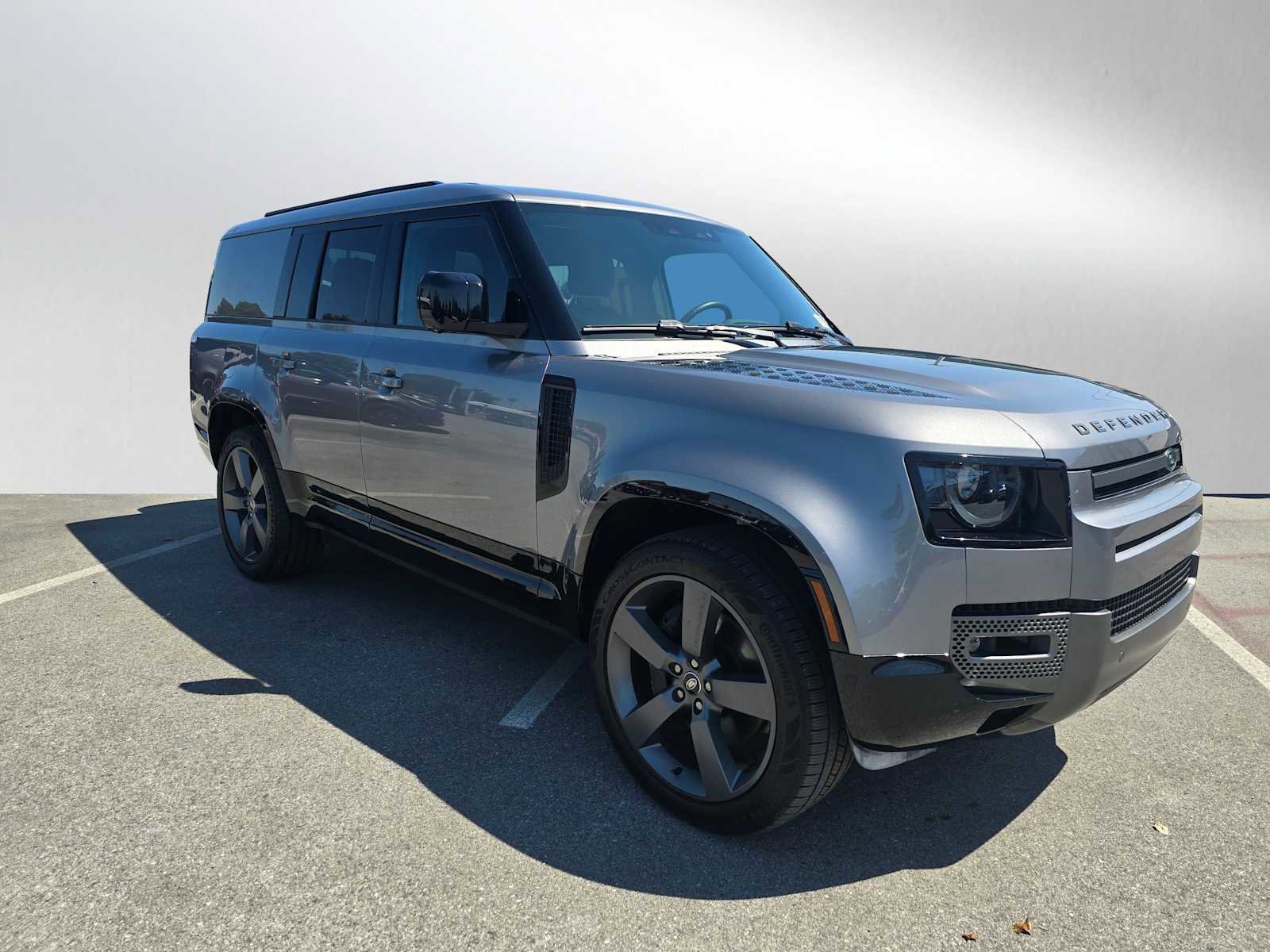 Certified 2024 Land Rover Defender 130 Outbound AWD/4WD image 7