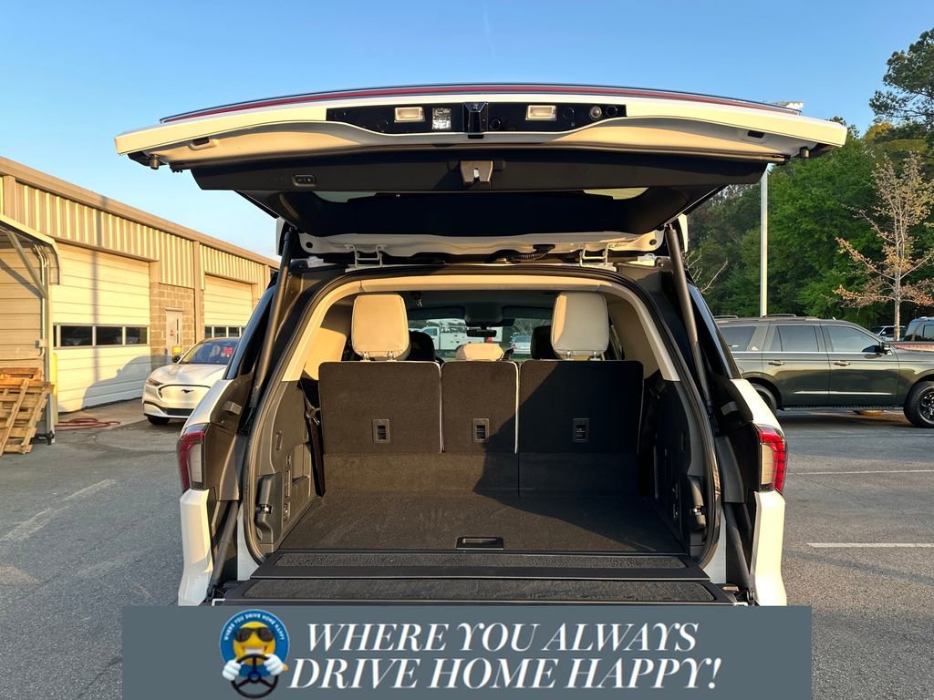 New 2026 Lincoln Navigator Premiere image 27