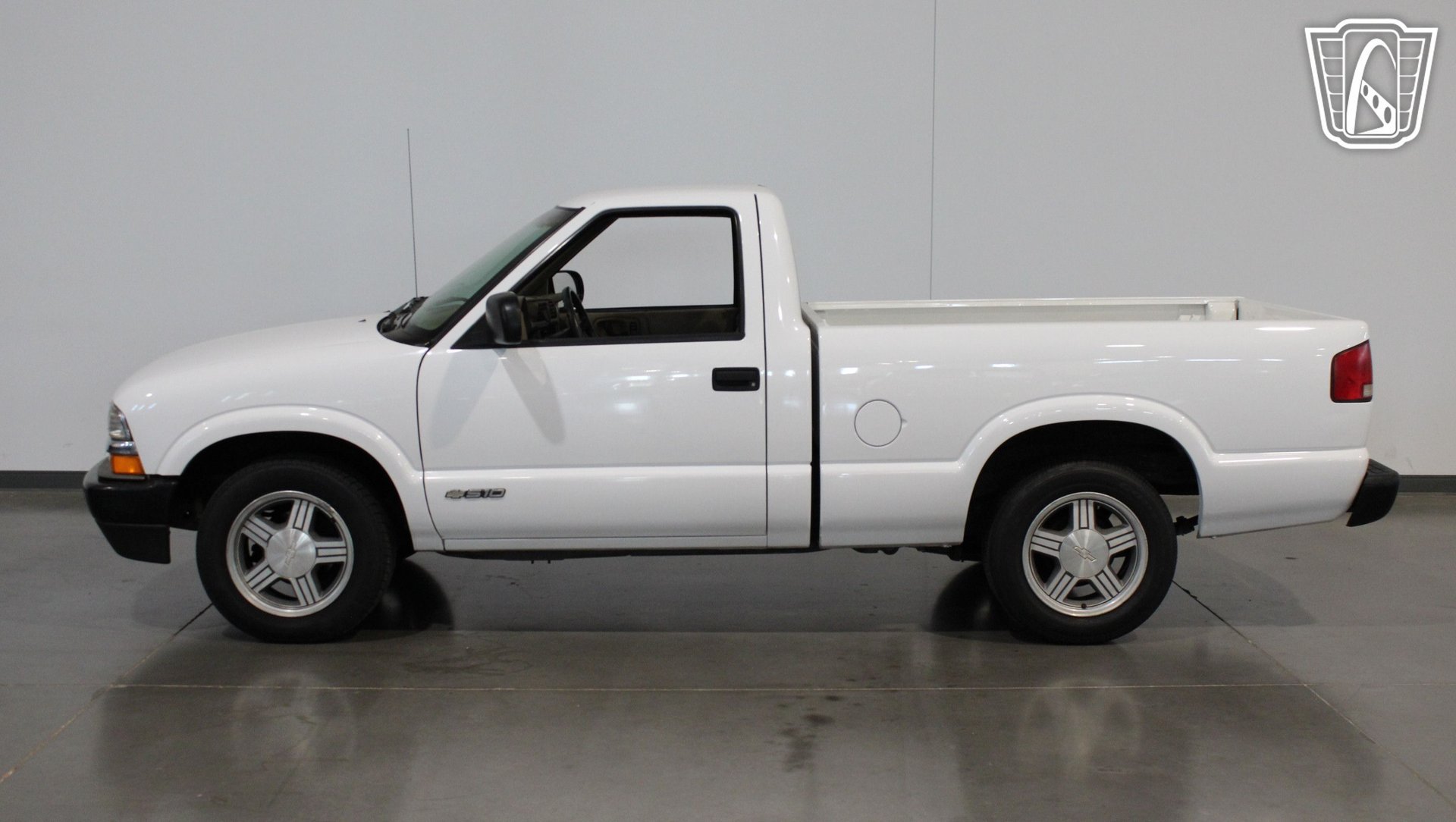 Used 1998 Chevrolet S10 Pickup 2WD Regular Cab image 29