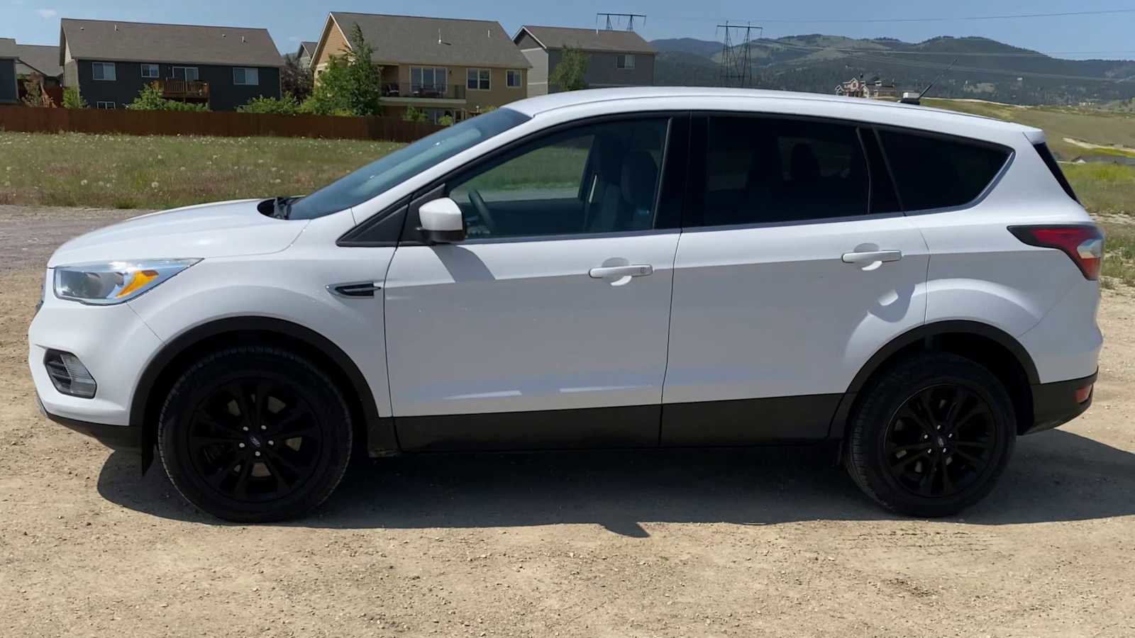 Used 2017 Ford Escape SE image 5