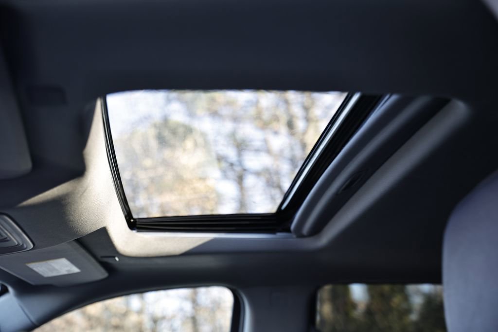 Used 2025 GMC Sierra 3500 Denali w/ Denali Reserve Package image 6