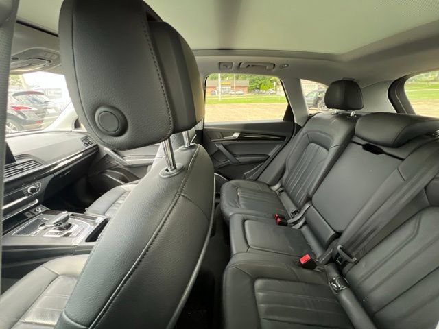 Used 2018 Audi Q5 2.0T Premium Plus w/ Premium Plus Package AWD/4WD image 10