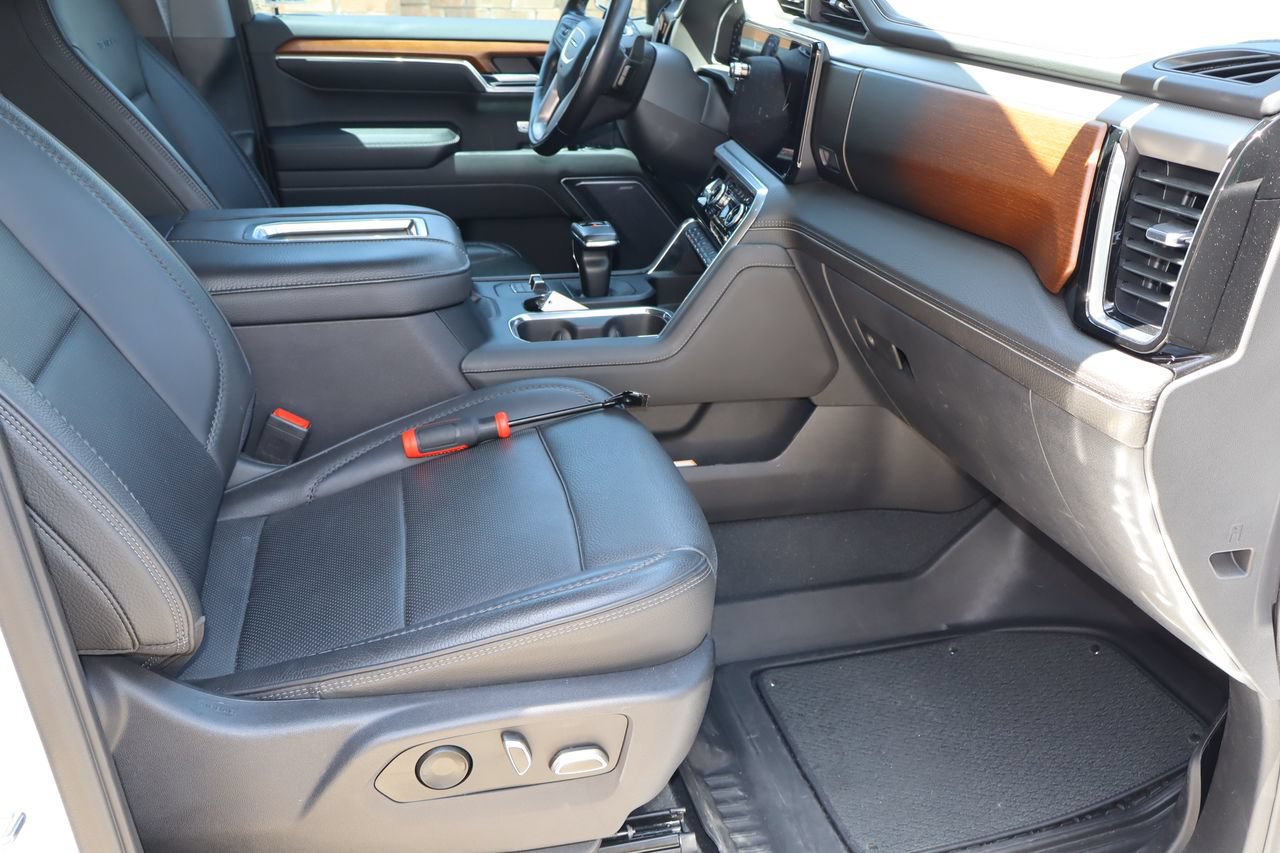 Used 2022 GMC Sierra 1500 Denali w/ Denali Reserve Package AWD/4WD image 17