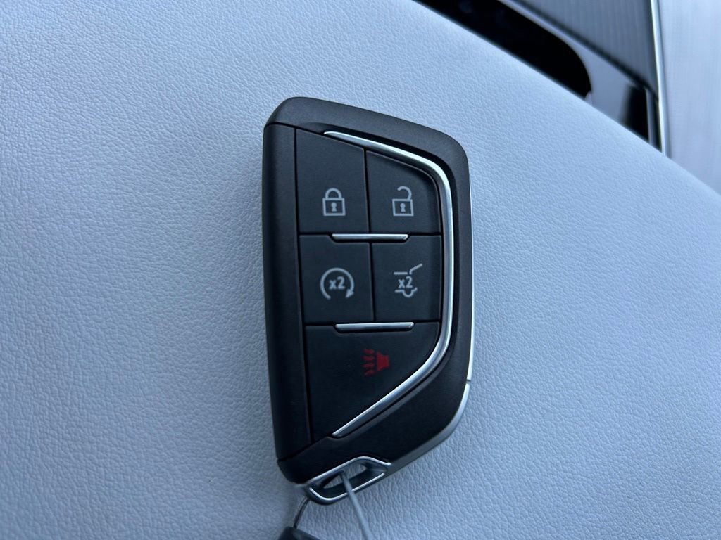 Used 2025 Cadillac Lyriq Sport RWD image 37