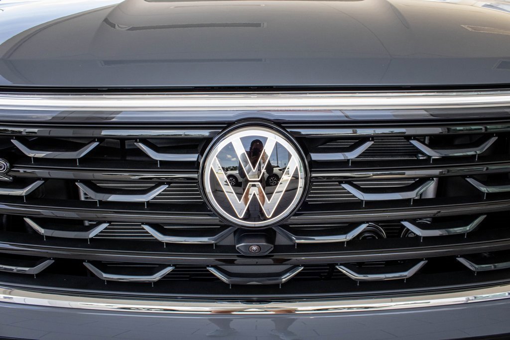 New 2025 Volkswagen Atlas SEL Premium R-Line image 9