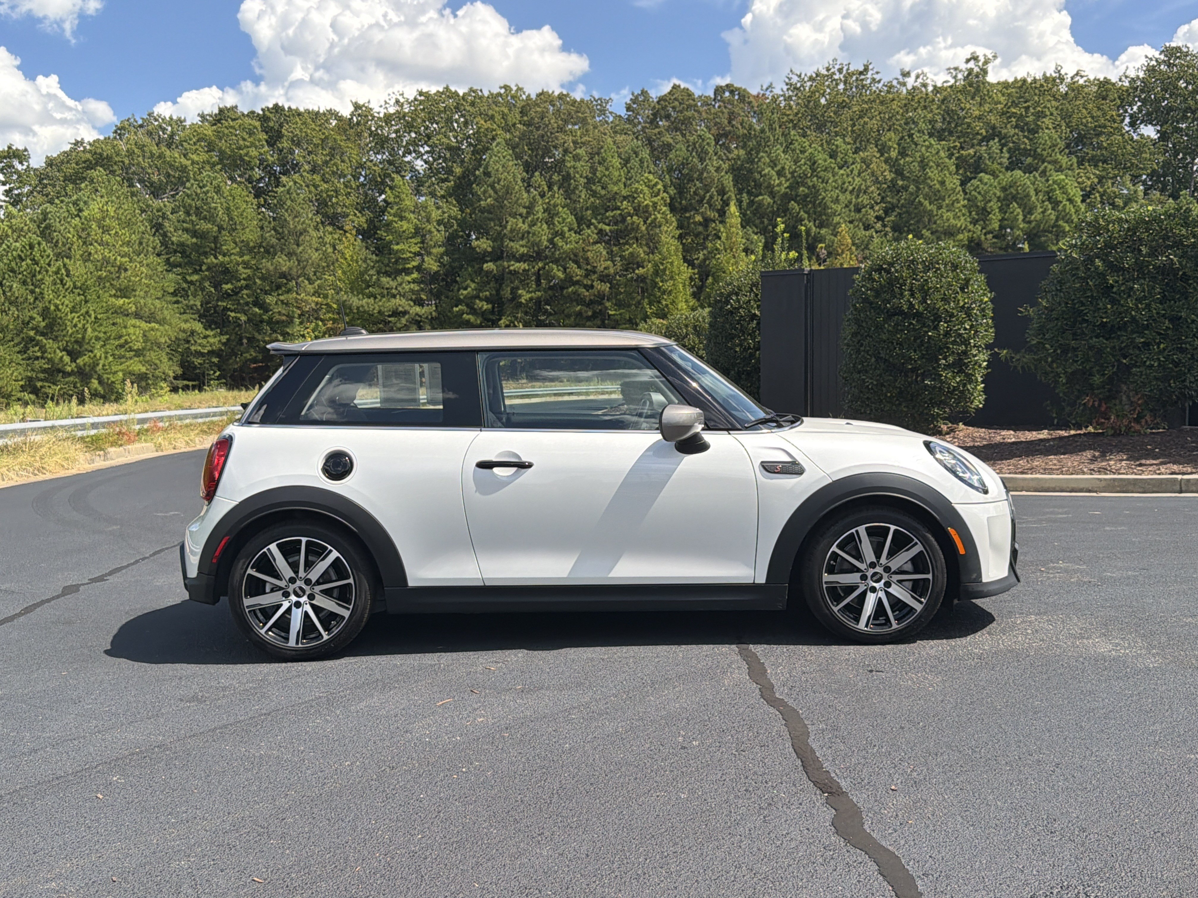 Certified 2024 MINI Cooper S w/ Signature Upholstery Package FWD image 5