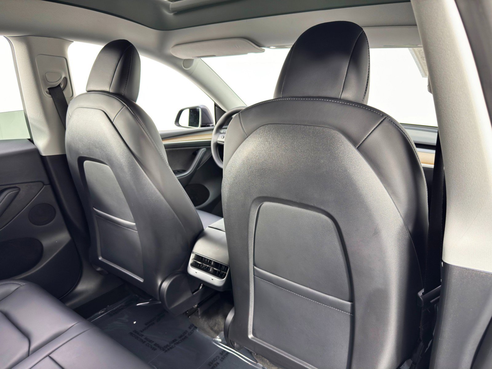 Used 2023 Tesla Model Y Performance image 37