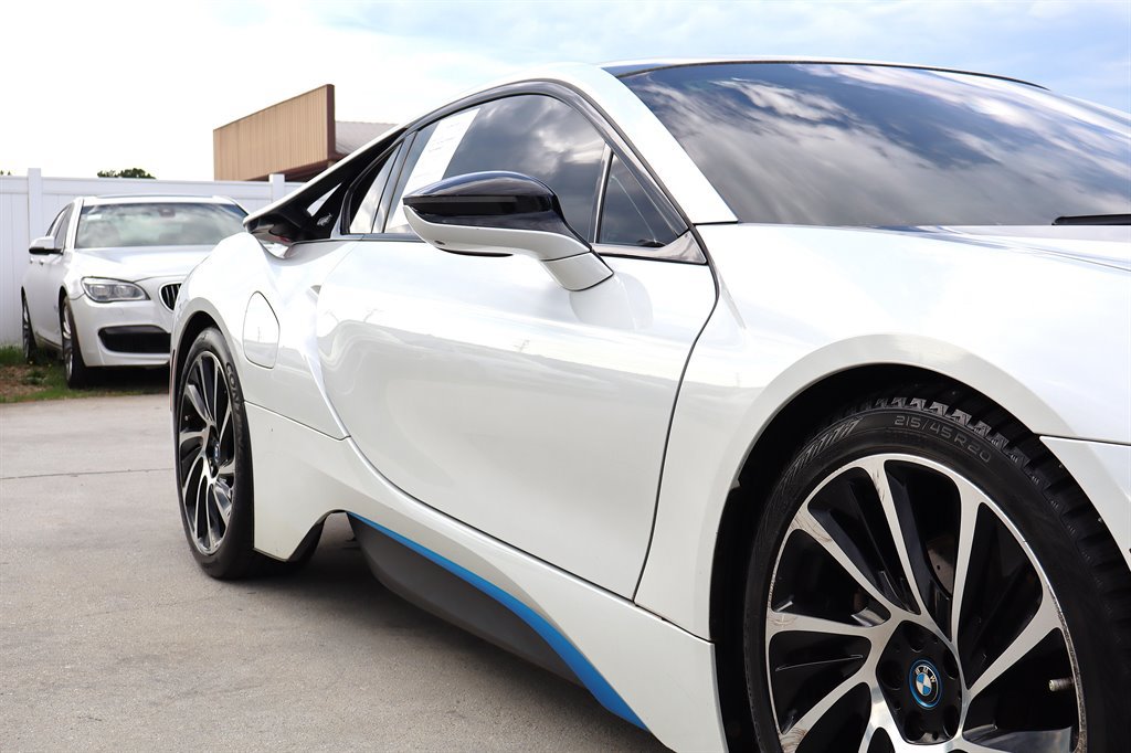 Used 2016 BMW i8 AWD/4WD image 11