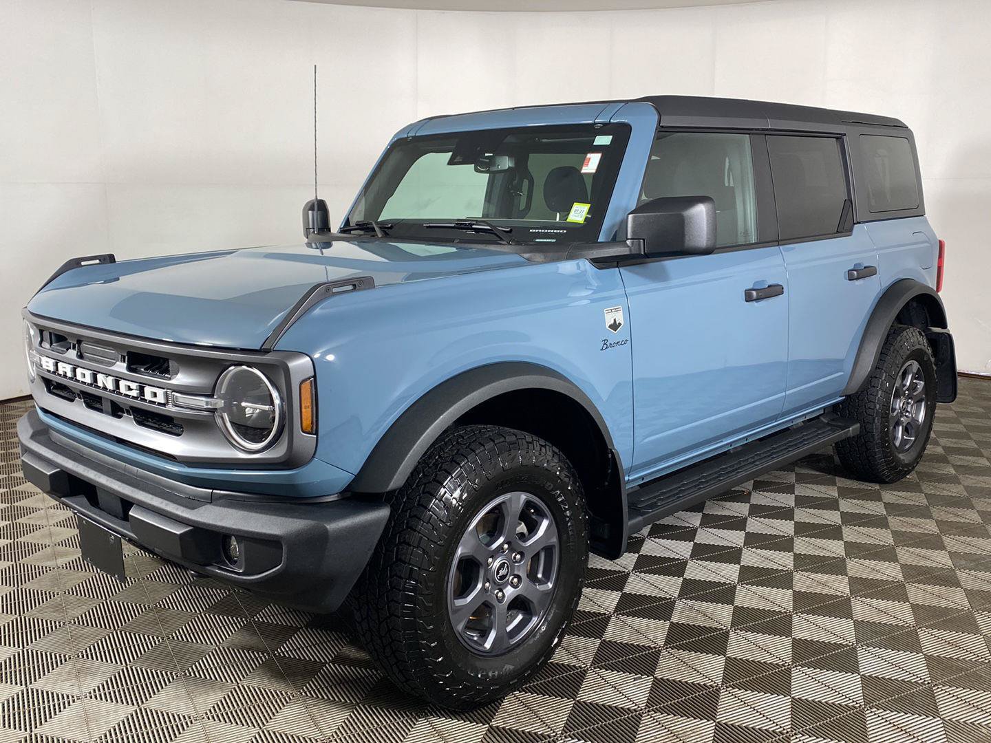 Used 2021 Ford Bronco Big Bend AWD/4WD image 2