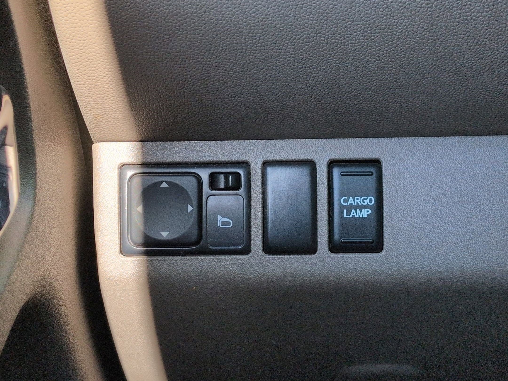 Used 2019 Nissan Frontier SL image 17