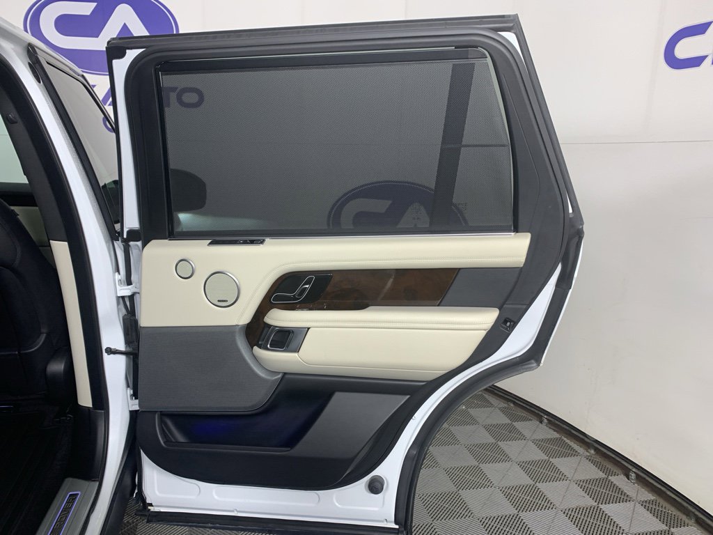 Used 2020 Land Rover Range Rover Long Wheelbase HSE image 37