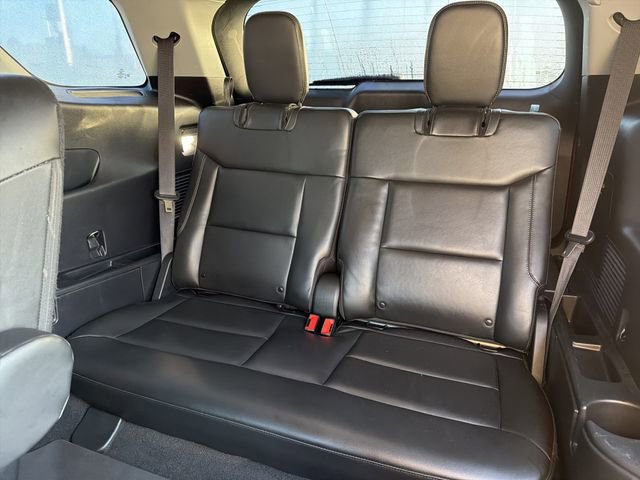Used 2021 Ford Explorer XLT w/ Equipment Group 202A image 14
