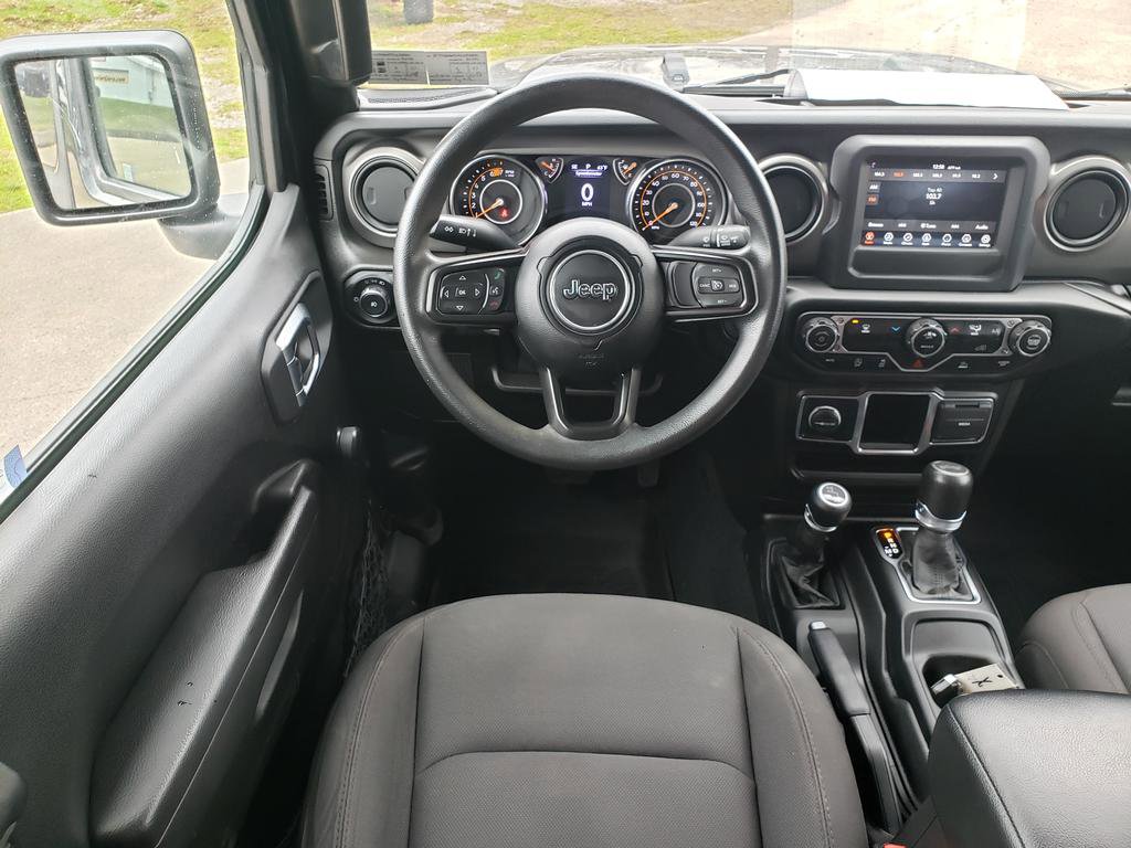 Used 2023 Jeep Wrangler Sport AWD/4WD image 14